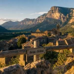 Les plus beaux sites des pyrénées espagnoles : Aínsa et Ordesa, vallée des Pyrénées espagnoles